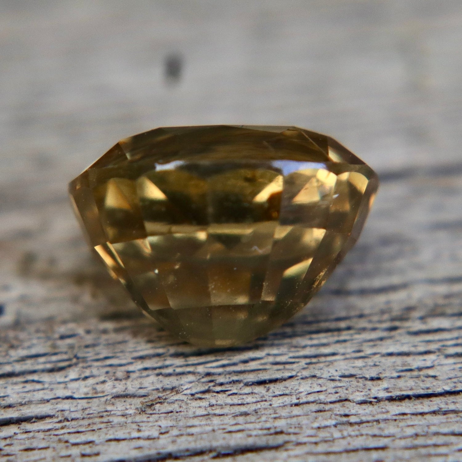 Natural Yellowish Brown Zircon – 2.30 Carat Oval Cut from Ceylon - Sapphirepal