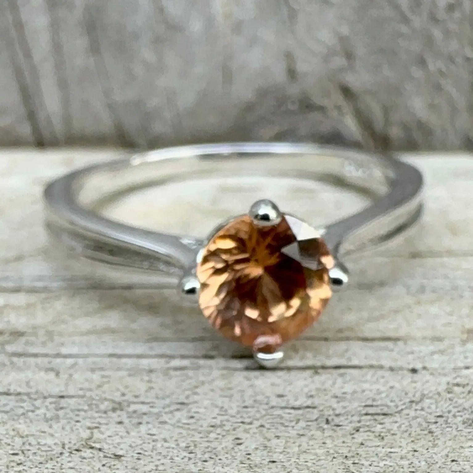 Natural Zircon Ring - Sapphirepal