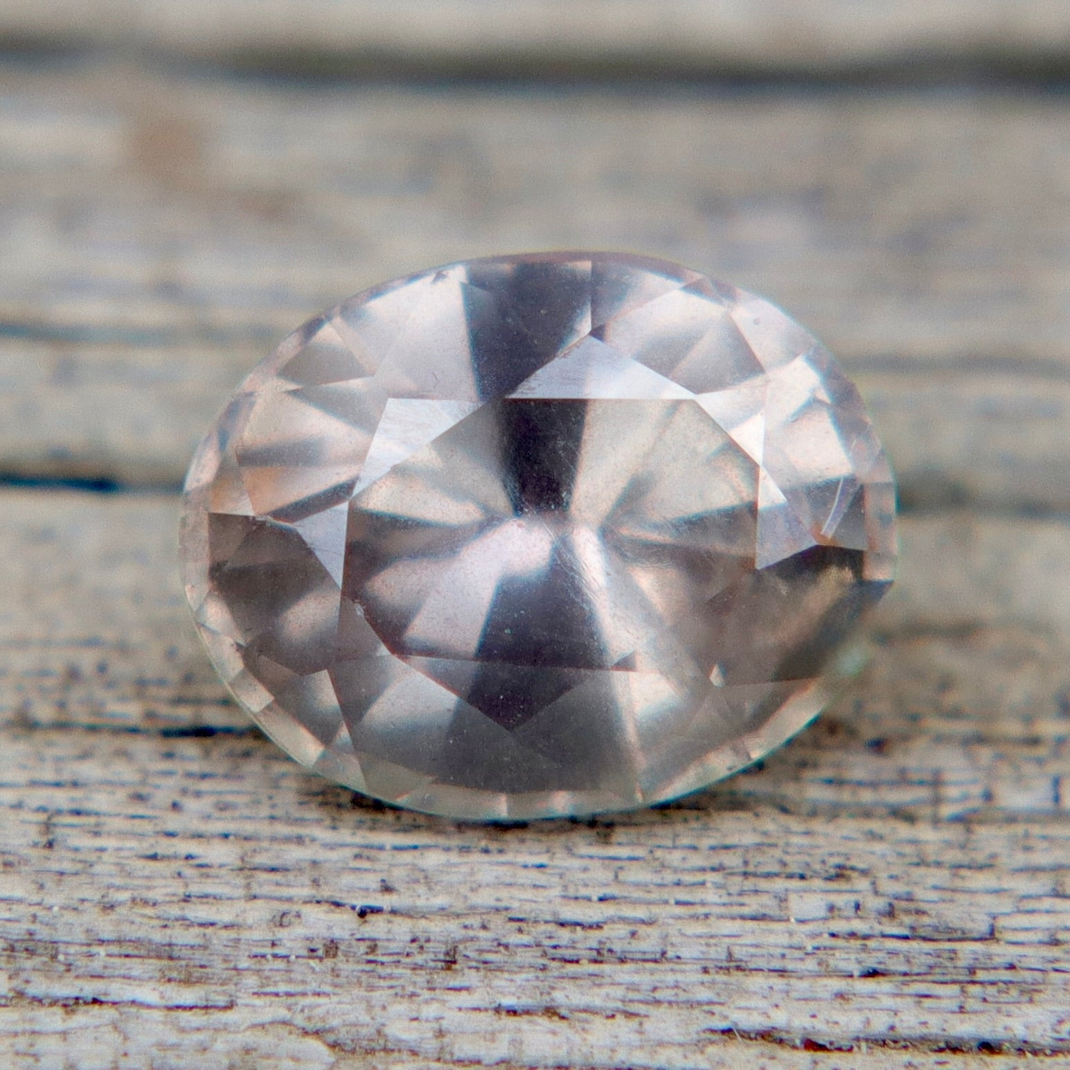 Silvery Violet Sapphire — 0.75ct Oval, Ceylon (Unheated & Untreated) - Sapphirepal