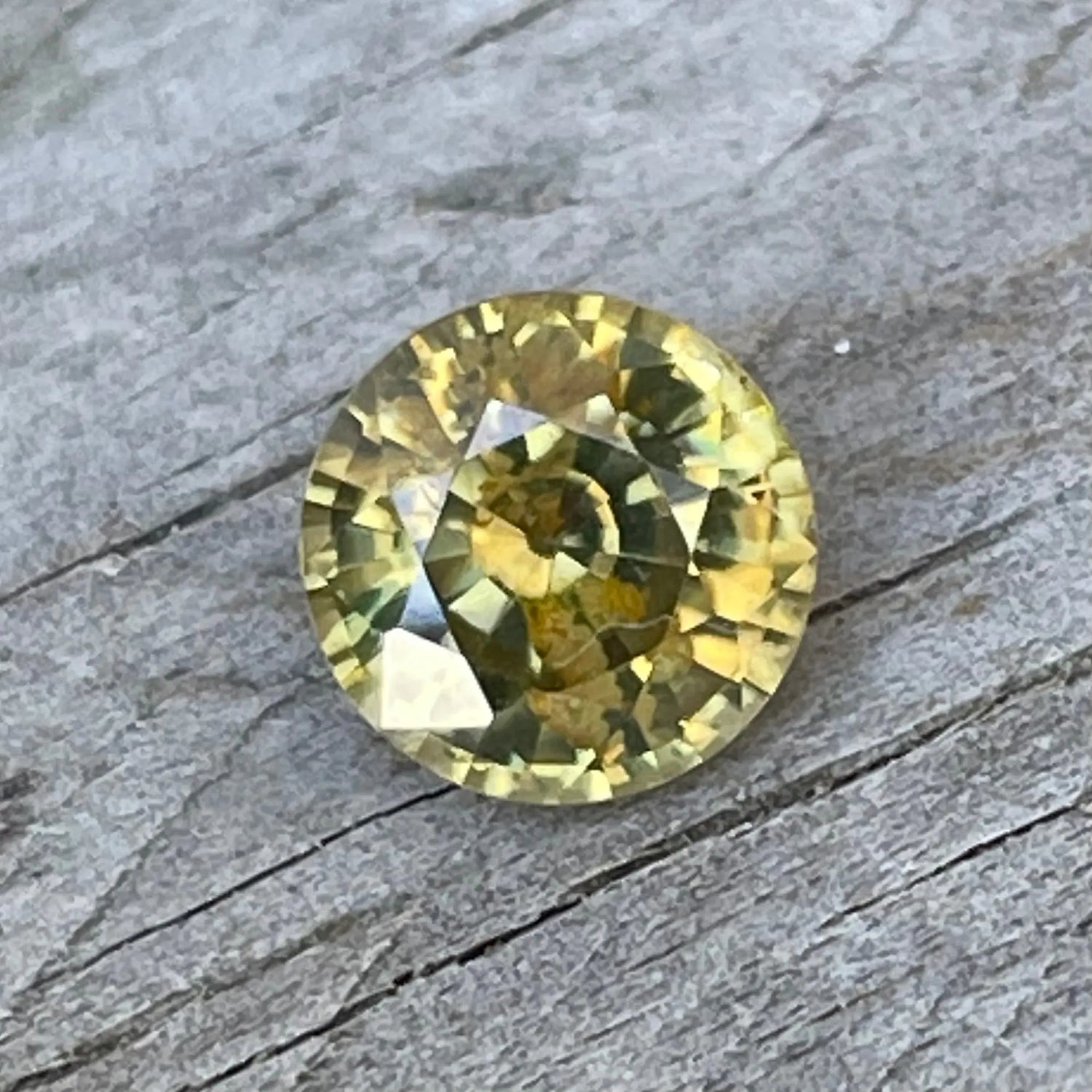Natural Greenish Yellow Zircon